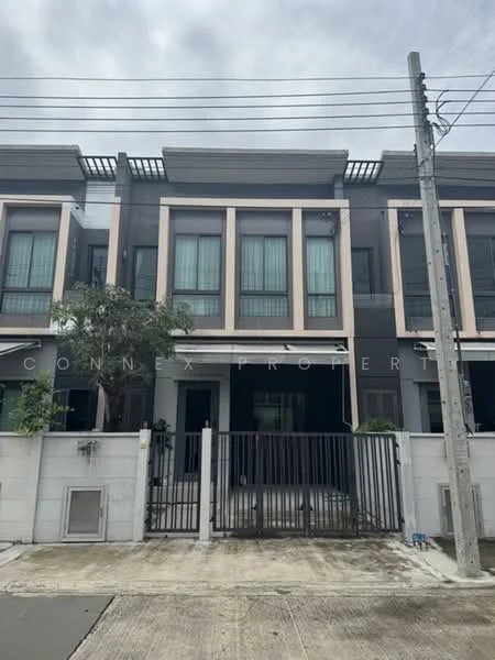 3 Bedroom condo in Pleno Sukhumvit-Bangna