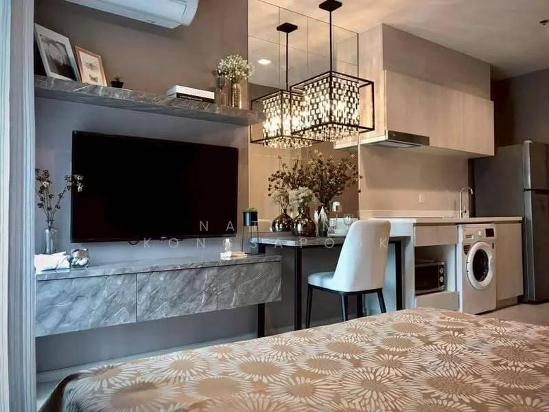 1 Bedroom condo in Life One Wireless