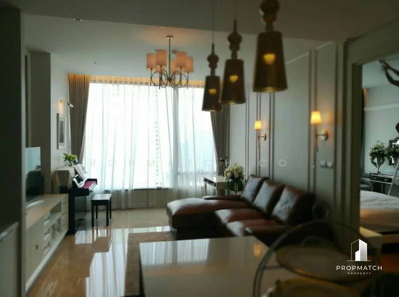 1 Bedroom condo in Sindhorn Residence