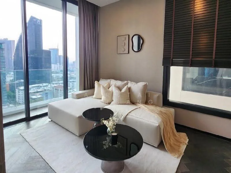2 Bedroom condo in The Esse Sukhumvit 36