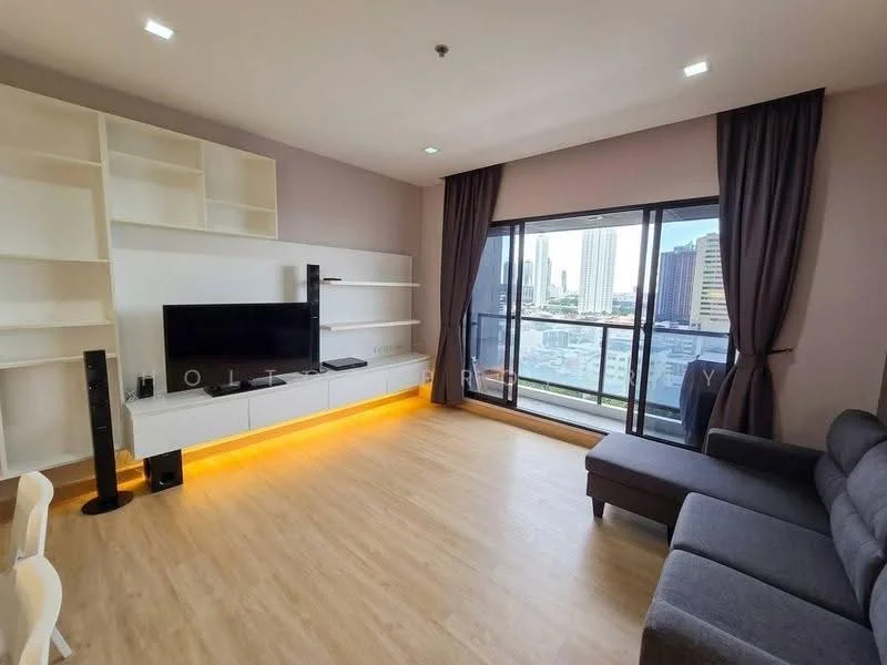 2 Bedroom condo in Urbano Absolute Sathon-Taksin
