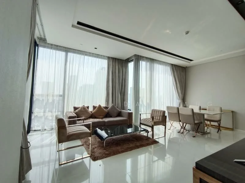 2 Bedroom condo in The Bangkok Thonglor