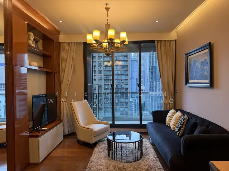 2 Bedroom condo in The Address Sukhumvit 28