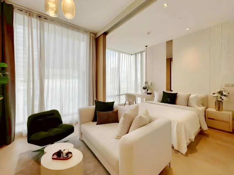 1 Bedroom condo in ASHTON Silom