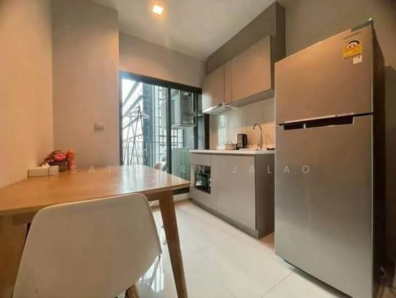 1 Bedroom condo in Life Asoke-Rama 9