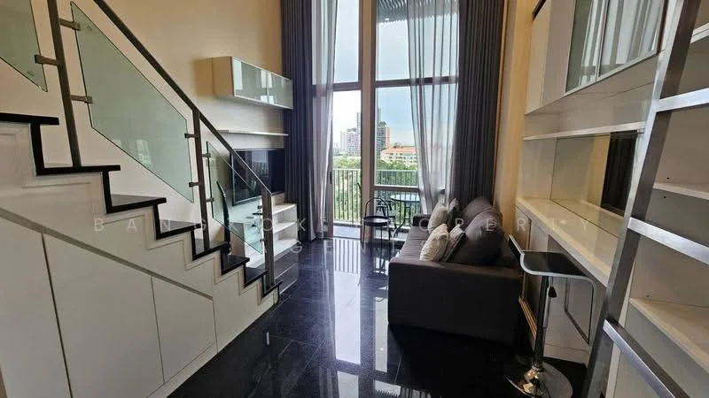 1 Bedroom condo in ASHTON Morph 38
