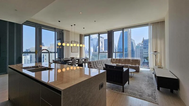 2 Bedroom condo in Scope Langsuan