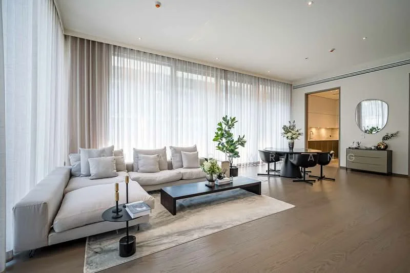 2 Bedroom condo in Scope Langsuan