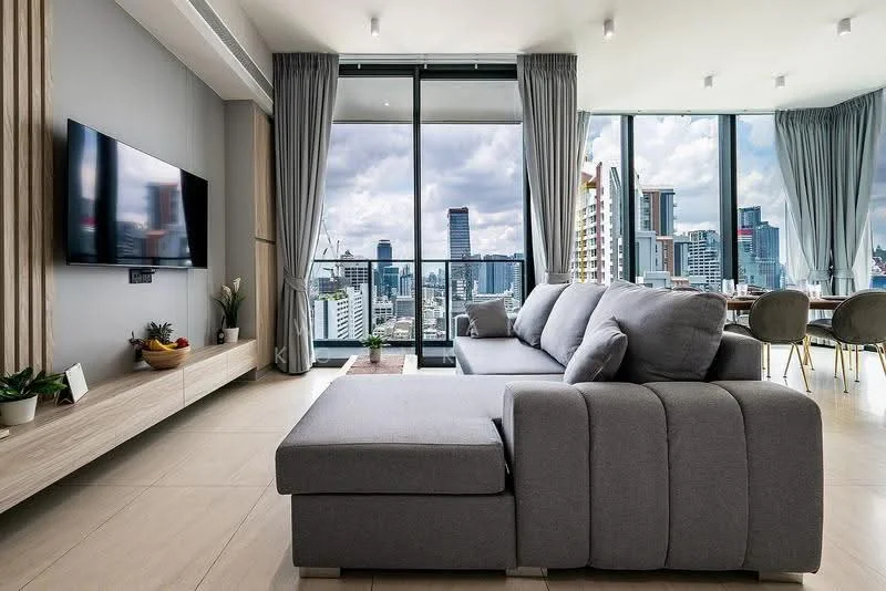 2 Bedroom condo in Tait Sathorn 12