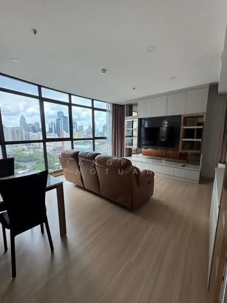 2 Bedroom condo in Lumpini Suite Phetchaburi-Makkasan