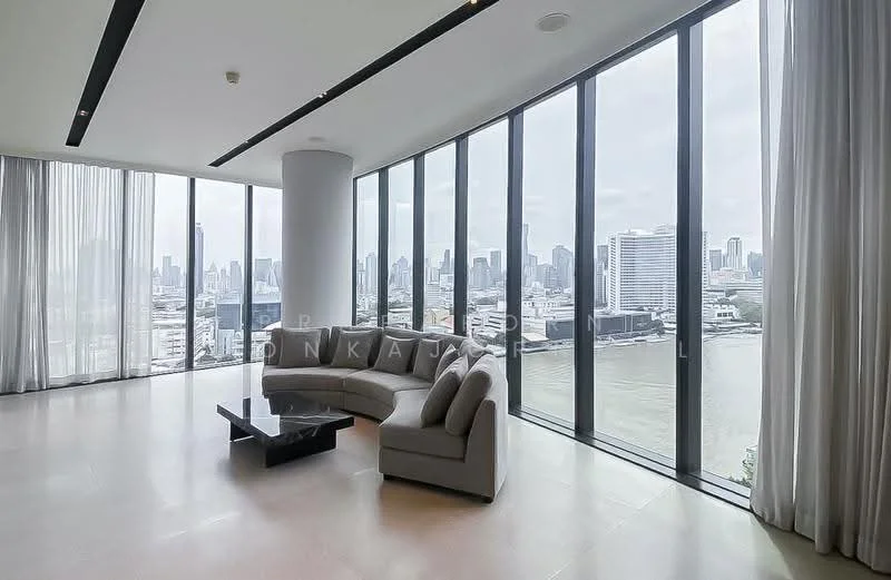 2 Bedroom condo in Banyan Tree Residences Riverside