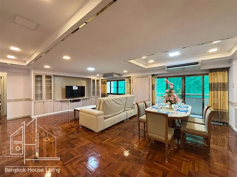 3 Bedroom condo in D.H.Grand Tower