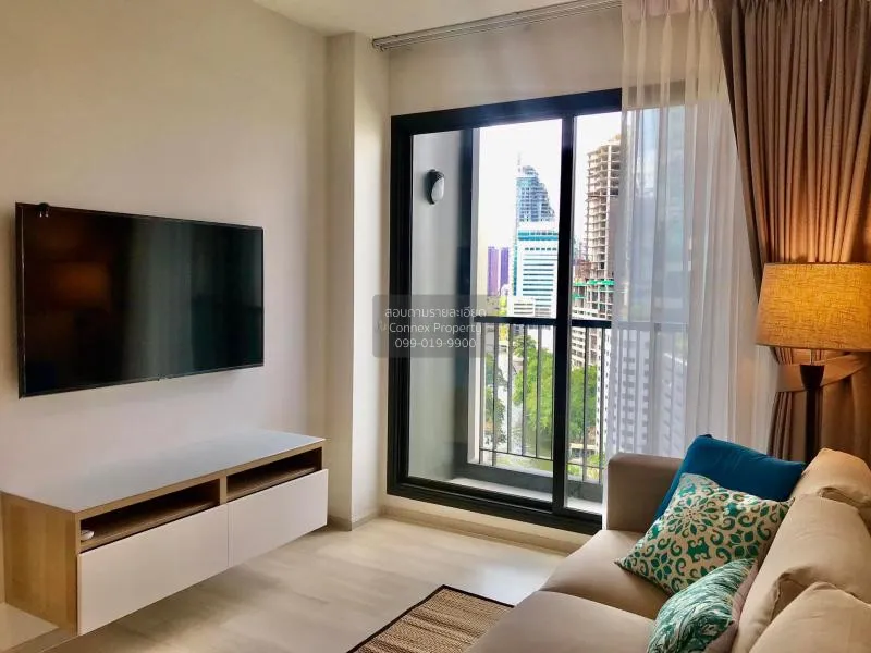 1 Bedroom condo in Life One Wireless