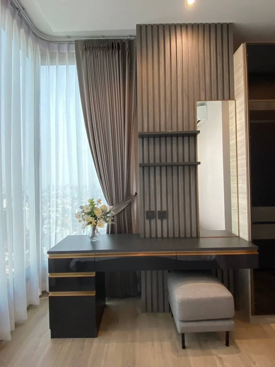 2 Bedroom condo in The Crest Park Residences