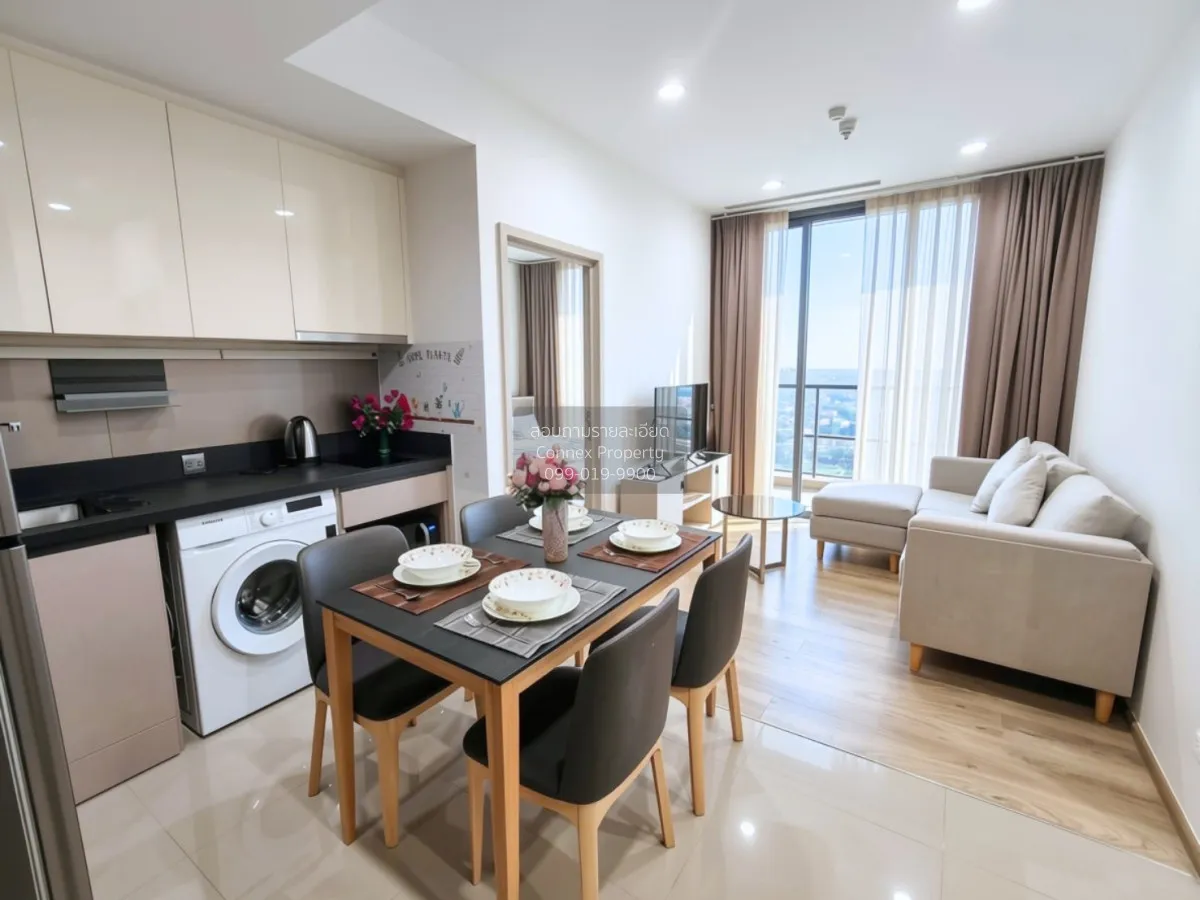 2 Bedroom condo in Oka Haus Sukhumvit 36