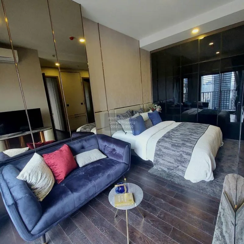 2 Bedroom condo in Park Origin Thonglor