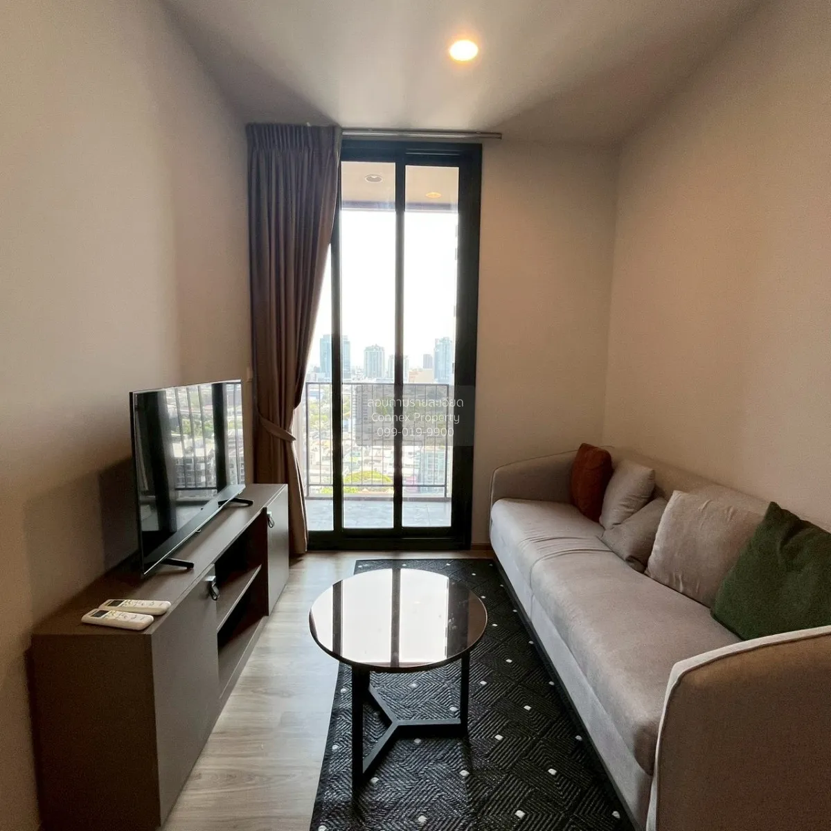 1 Bedroom condo in Oka Haus Sukhumvit 36