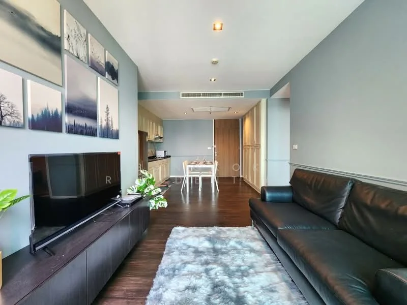 2 Bedroom condo in Noble Remix
