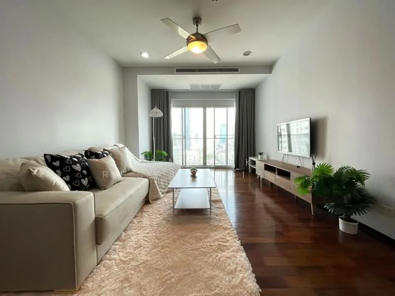 2 Bedroom condo in Noble Ora