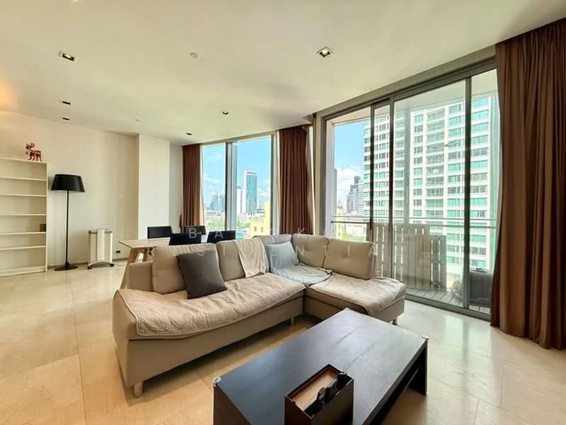 2 Bedroom condo in Saladaeng Residences