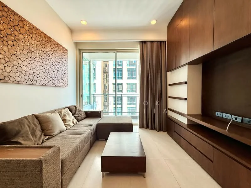 2 Bedroom condo in Q Langsuan