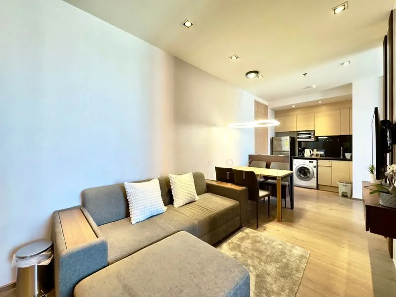 2 Bedroom condo in Park Origin Phrom Phong (Park 24)