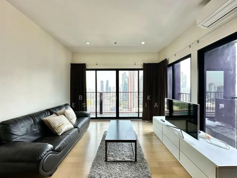 2 Bedroom condo in Noble Reveal