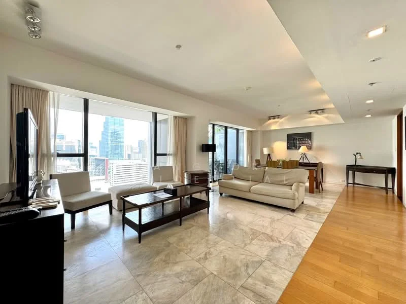 3 Bedroom condo in The Met Sathorn