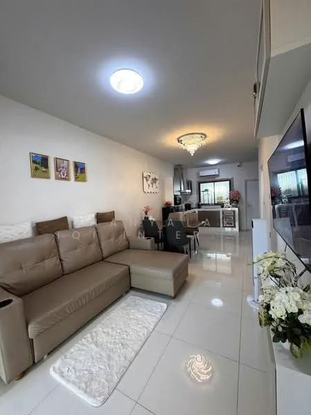 2 Bedroom condo in Altitude Kraf Bangna