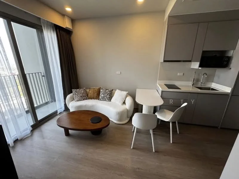 1 Bedroom condo in Whizdom The Forestias