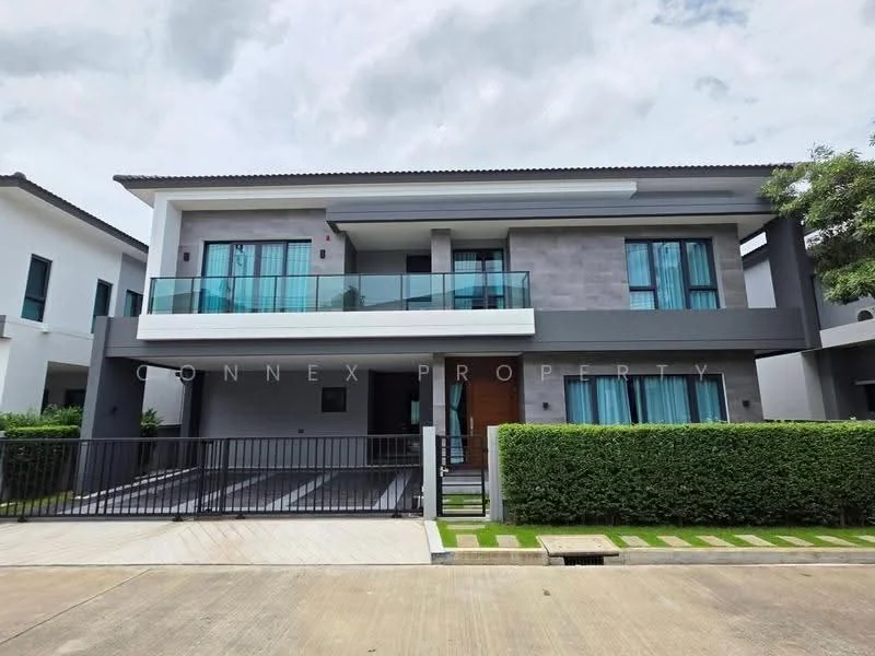 4 Bedroom condo in The City Bangna