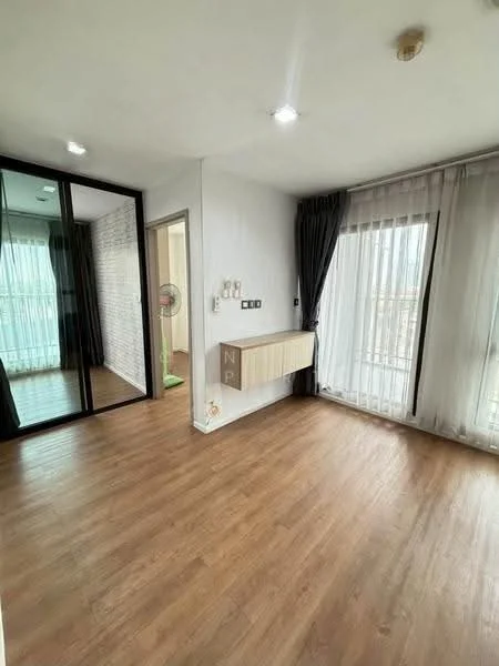 2 Bedroom condo in Tropicana @ BTS Erawan