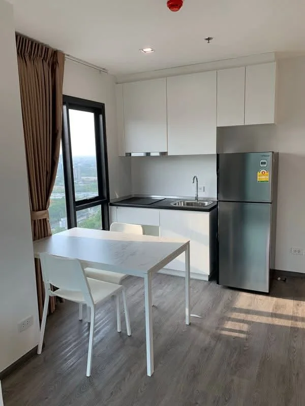 1 Bedroom condo in Rich Park @ Triple Station