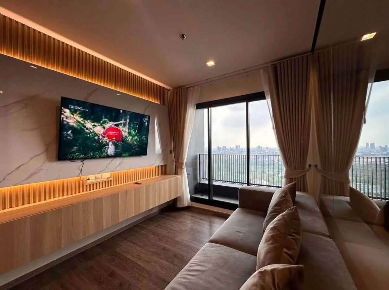2 Bedroom condo in Life Ladprao Valley