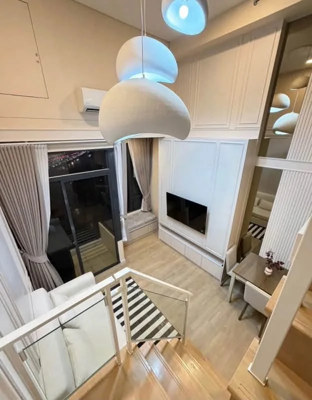 1 Bedroom condo in Landmark @MRTA Station