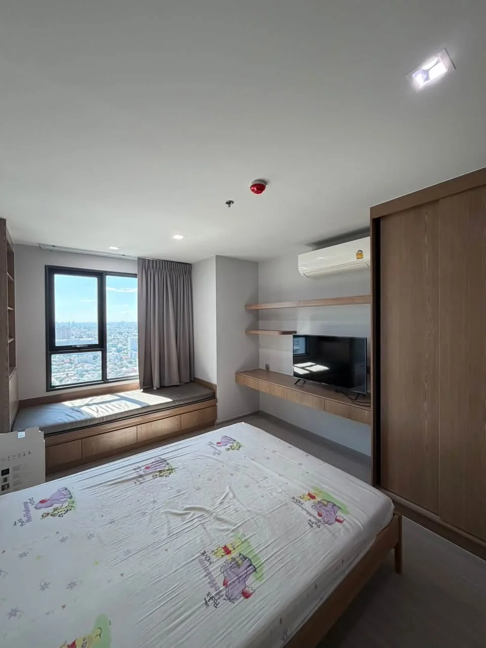 2 Bedroom condo in Life Ladprao