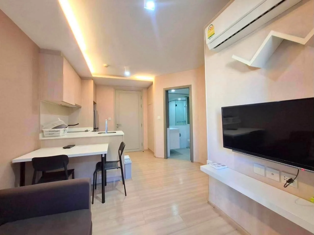 1 Bedroom condo in Maestro 12 Ratchathewi