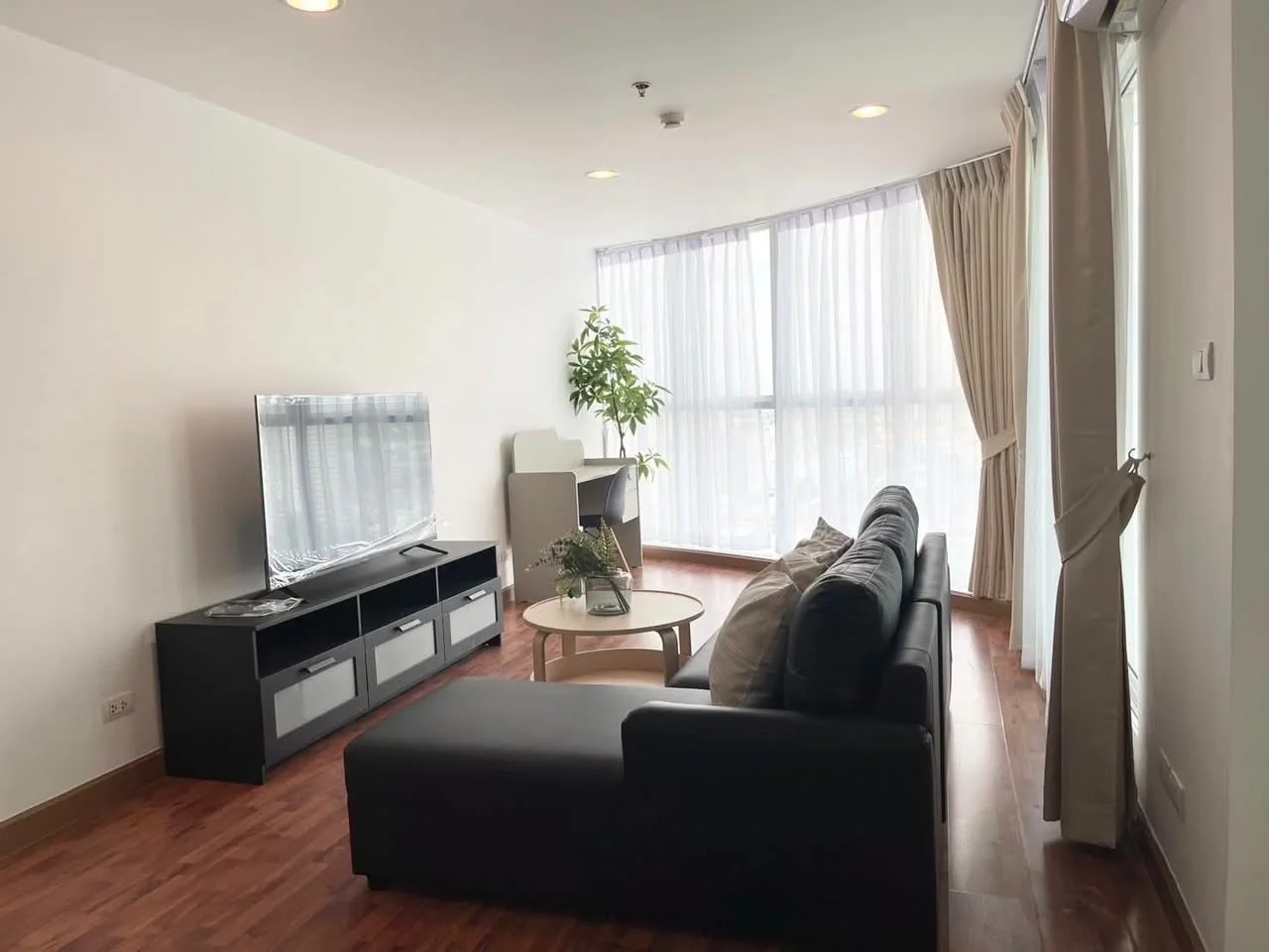 2 Bedroom condo in Bangkok Horizon Ramkhamhaeng