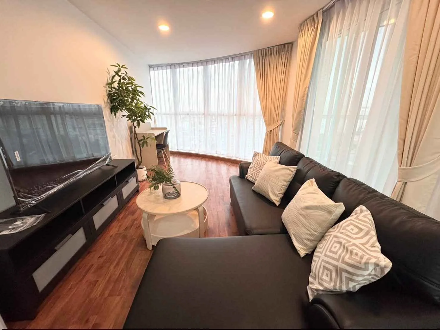 2 Bedroom condo in Bangkok Horizon Ramkhamhaeng