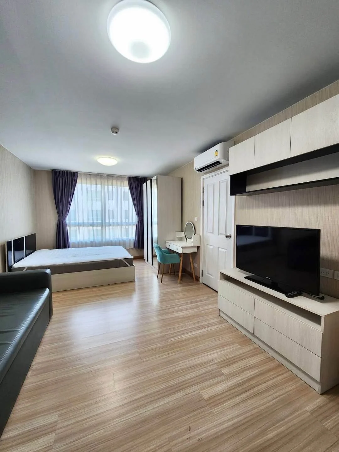 Studio condo in Plum Condo Phaholyothin 89