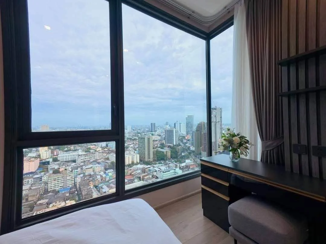 2 Bedroom condo in The Crest Park Residences