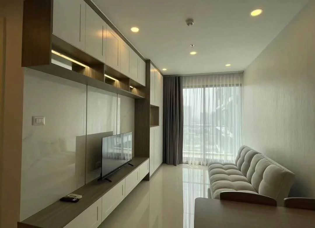 1 Bedroom condo in Supalai Premier Charoen Nakhon