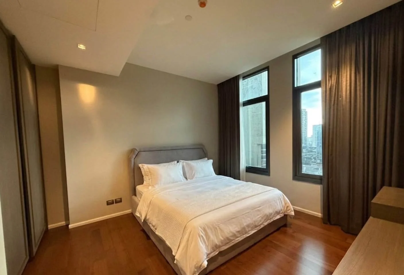 1 Bedroom condo in The Diplomat 39