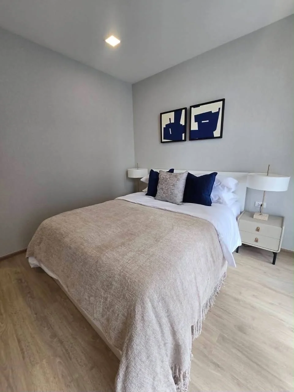 2 Bedroom condo in XT Phayathai