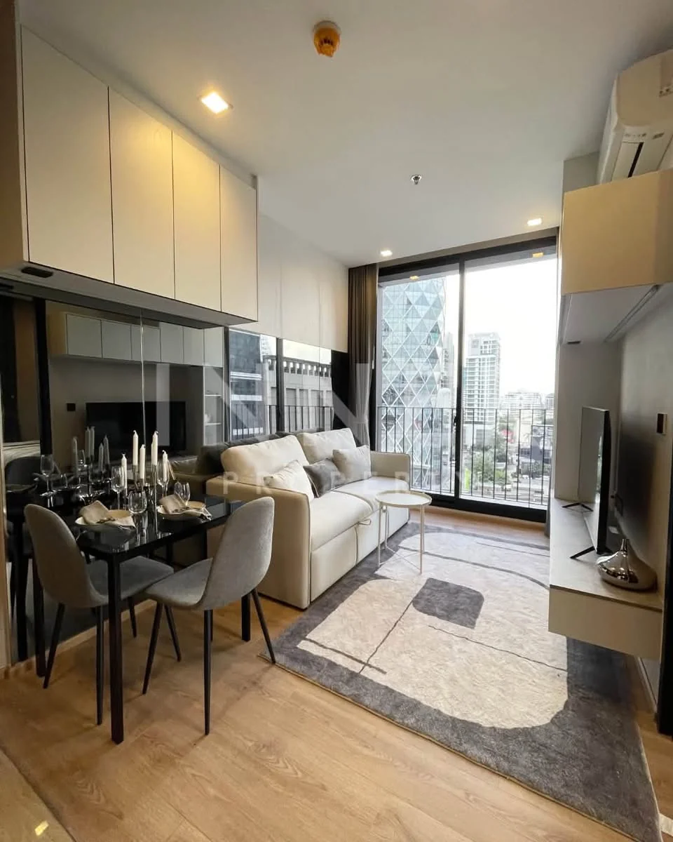 1 Bedroom condo in Noble Around Ari