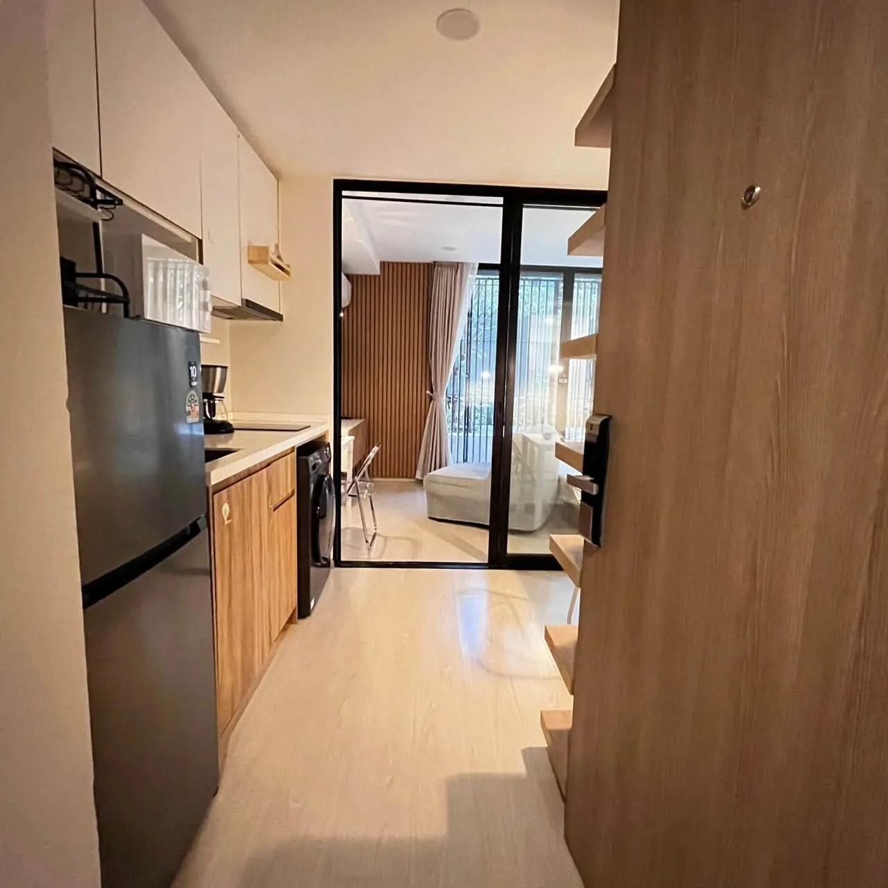 Studio condo in Noble Ambience Sukhumvit 42