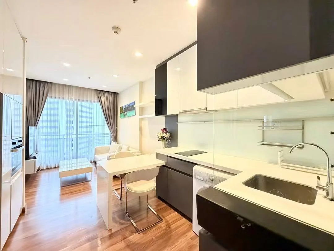 1 Bedroom condo in Ivy Ampio