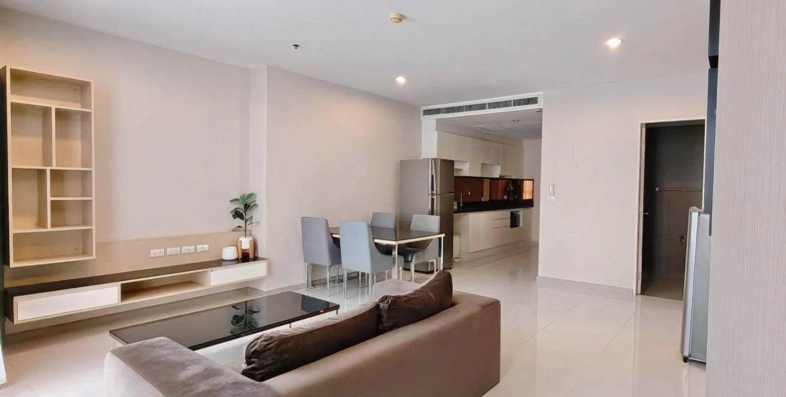 2 Bedroom condo in UP Ekamai
