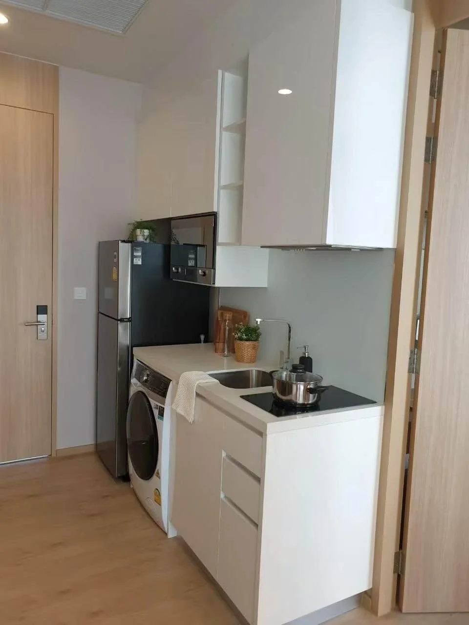 1 Bedroom condo in Noble BE19 Sukhumvit