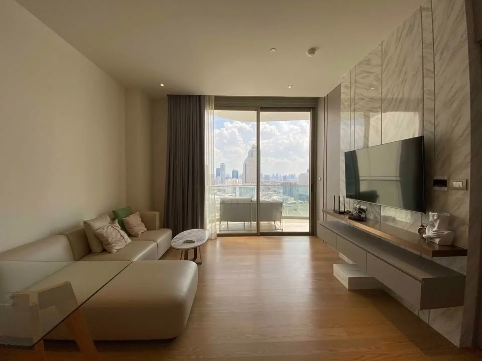 1 Bedroom condo in Magnolias Waterfront Residences
